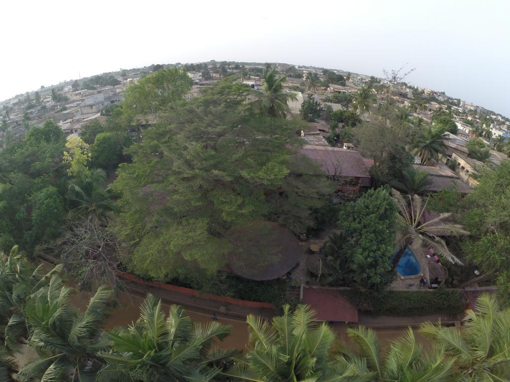 Hotel Napoleon Lagune Lome Exterior photo